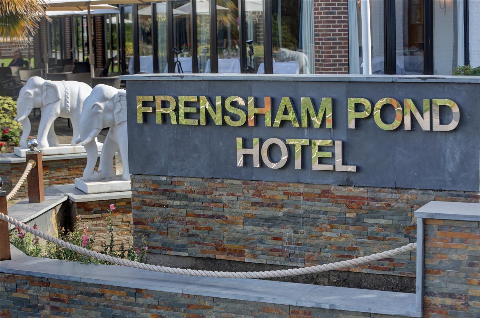 Frensham Pond Country House Hotel & Spa Фарнем Екстер'єр фото